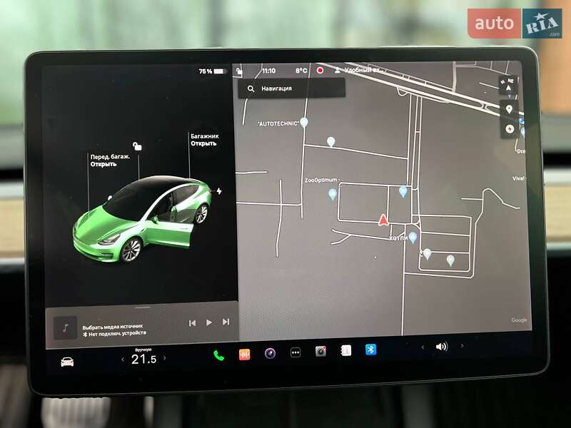 Седан Tesla Model 3 2021 в Киеве