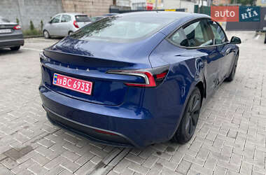 Седан Tesla Model 3 2024 в 