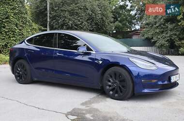 Седан Tesla Model 3 2018 в 