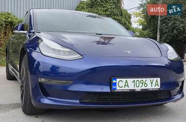 Седан Tesla Model 3 2018 в 