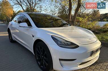 Седан Tesla Model 3 2019 в Белой Церкви