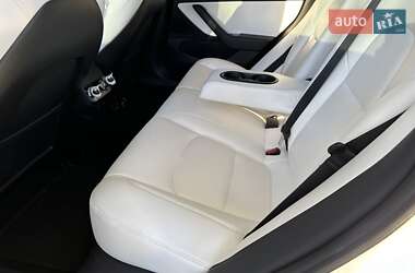 Седан Tesla Model 3 2019 в Белой Церкви