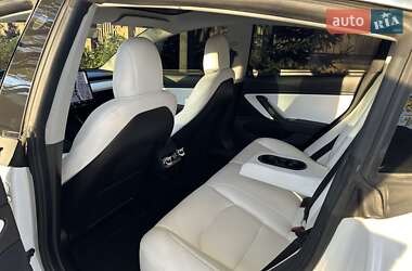 Седан Tesla Model 3 2019 в Белой Церкви