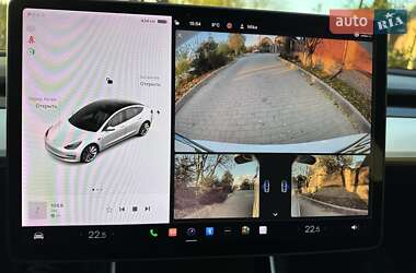 Седан Tesla Model 3 2019 в 