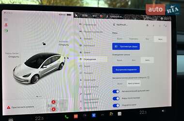 Седан Tesla Model 3 2019 в 