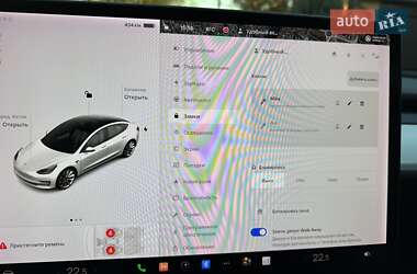 Седан Tesla Model 3 2019 в 