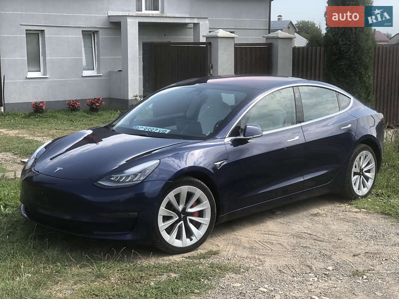 Tesla Model 3 2018