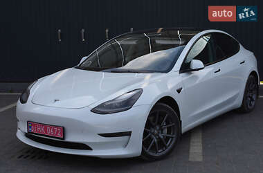 Седан Tesla Model 3 2022 в Самборі