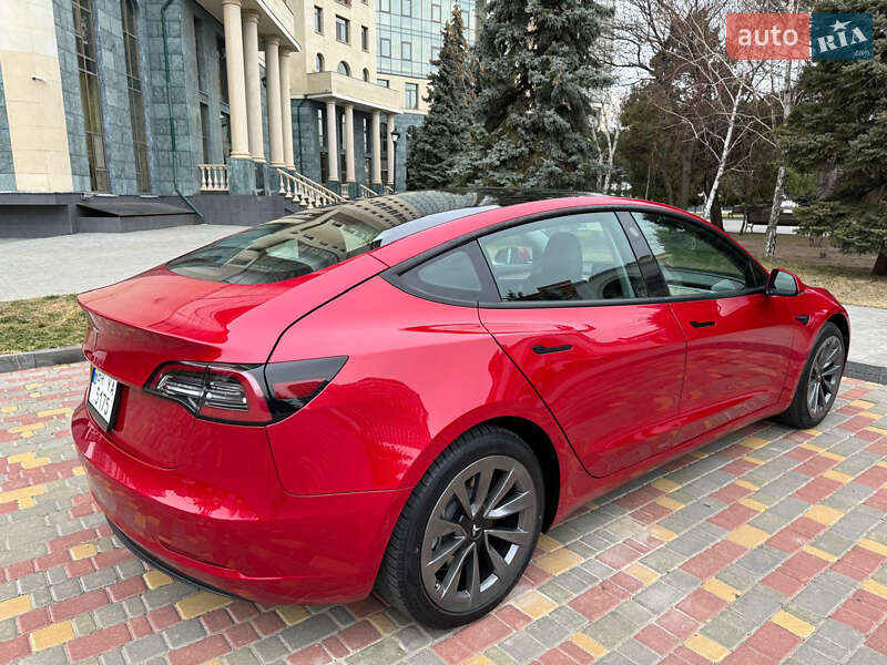Седан Tesla Model 3 2022 в Одесі