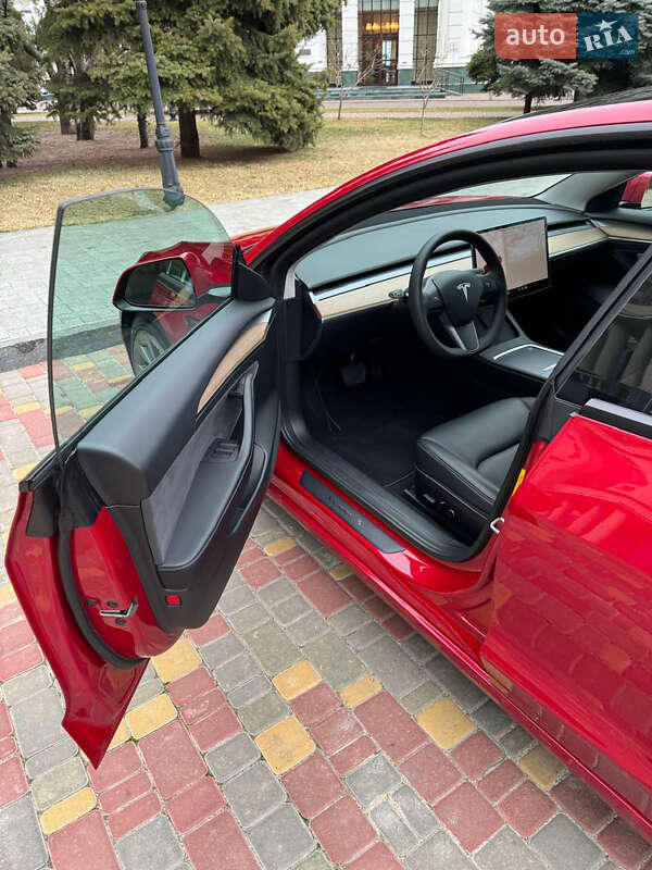 Седан Tesla Model 3 2022 в Одесі
