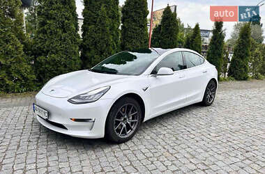 Седан Tesla Model 3 2019 в Белой Церкви