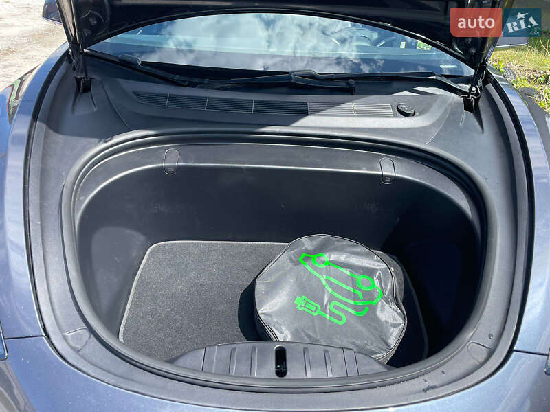 Седан Tesla Model 3 2019 в Львове фото 14 Седан Tesla Model 3 2019 в Львове