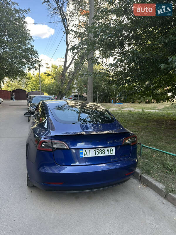 Седан Tesla Model 3 2020 в Білій Церкві