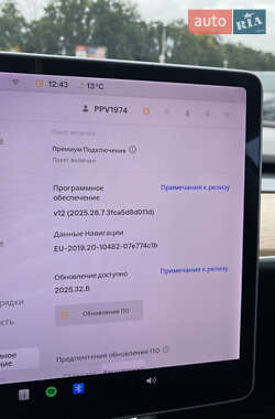 Седан Tesla Model 3 2018 в 