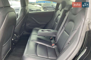 Седан Tesla Model 3 2018 в 