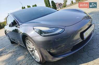 Седан Tesla Model 3 2019 в Дубно