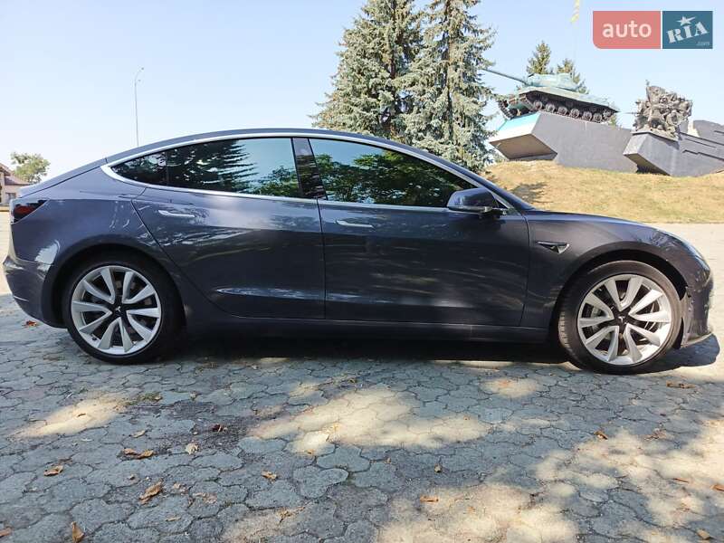 Седан Tesla Model 3 2019 в Дубно фото 10 Седан Tesla Model 3 2019 в Дубно