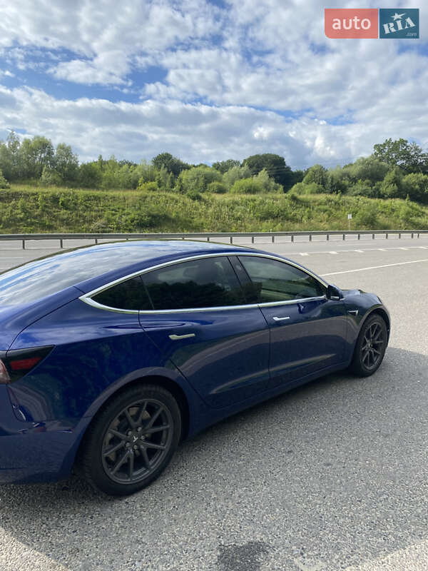 Седан Tesla Model 3 2020 в Львове фото 7 Седан Tesla Model 3 2020 в Львове