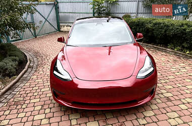Седан Tesla Model 3 2018 в 