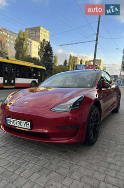 Седан Tesla Model 3 2022 в Одесі