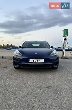 Седан Tesla Model 3 2018 в Харкові
