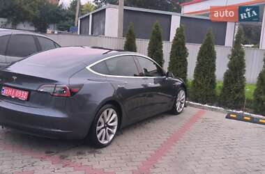 Седан Tesla Model 3 2018 в 