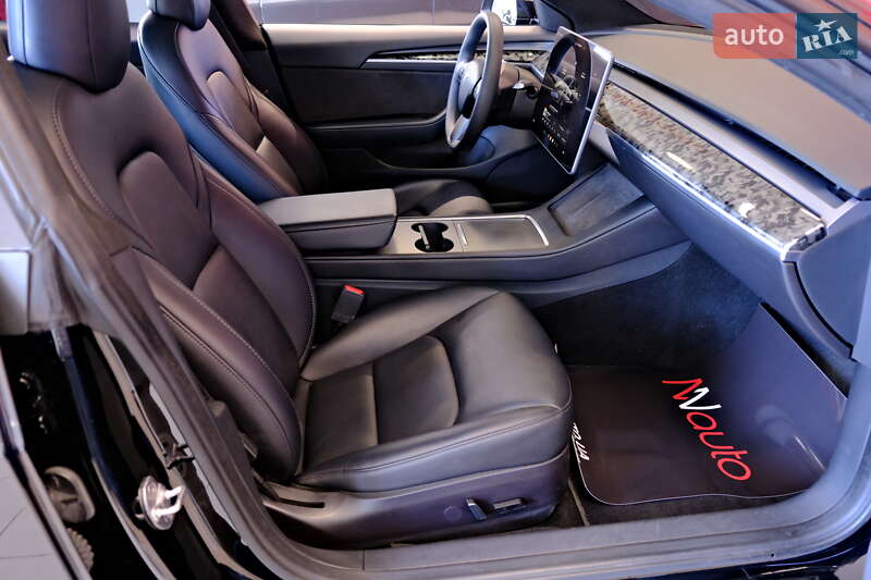 Седан Tesla Model 3 2023 в Одесі