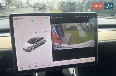 Седан Tesla Model 3 2018 в 