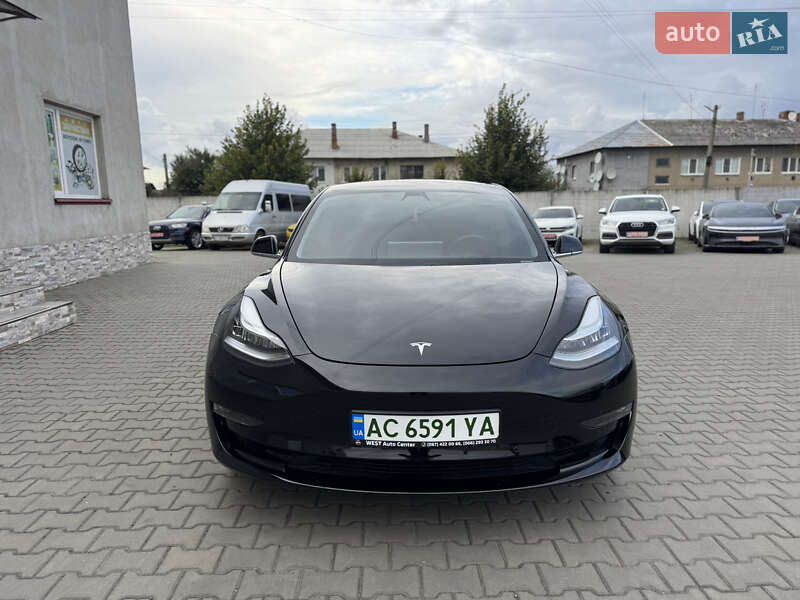 Седан Tesla Model 3 2019 в Луцьку фото 2 Седан Tesla Model 3 2019 в Луцьку
