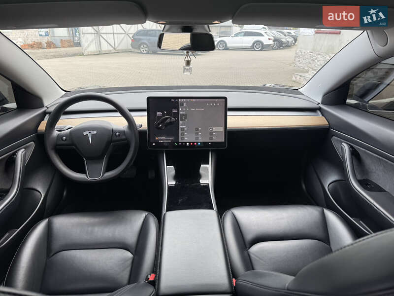 Седан Tesla Model 3 2019 в Луцьку фото 19 Седан Tesla Model 3 2019 в Луцьку