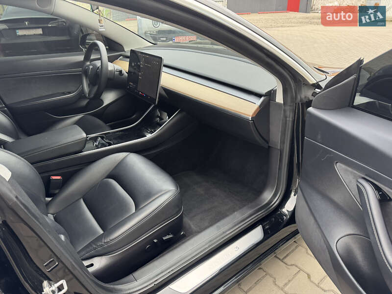 Седан Tesla Model 3 2019 в Луцьку фото 21 Седан Tesla Model 3 2019 в Луцьку