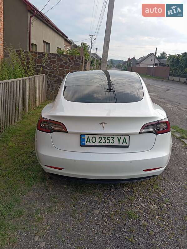 Седан Tesla Model 3 2020 в Хусті фото 5 Седан Tesla Model 3 2020 в Хусті