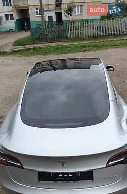 Седан Tesla Model 3 2018 в 