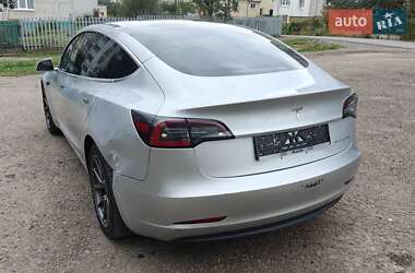 Седан Tesla Model 3 2018 в 
