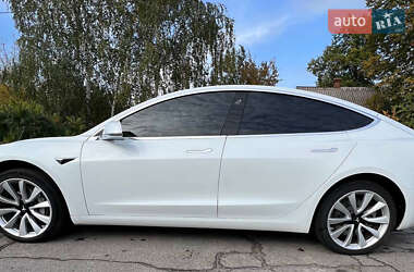 Седан Tesla Model 3 2018 в Харкові