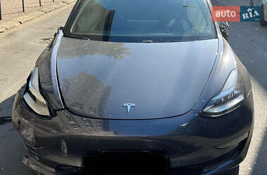 Седан Tesla Model 3 2018 в Ивано-Франковске