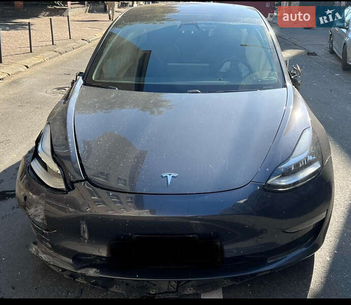 Седан Tesla Model 3 2018 в 