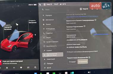 Седан Tesla Model 3 2021 в 
