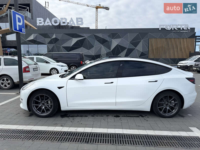 Седан Tesla Model 3 2021 в Луцьку фото 2 Седан Tesla Model 3 2021 в Луцьку