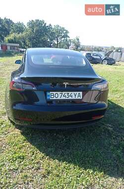 Седан Tesla Model 3 2018 в  фото 4 Седан Tesla Model 3 2018 в