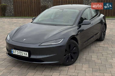 Седан Tesla Model 3 2024 в Ивано-Франковске