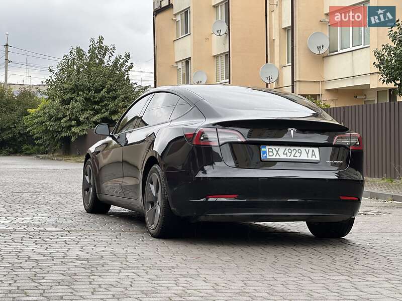 Седан Tesla Model 3 2022 в Каменец-Подольском