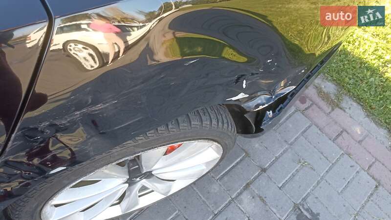 Седан Tesla Model 3 2019 в Луцьку