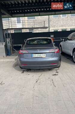 Седан Tesla Model 3 2021 в Хмельницком