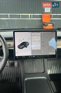 Седан Tesla Model 3 2021 в Хмельницком