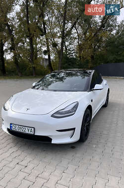 Седан Tesla Model 3 2019 в Черновцах