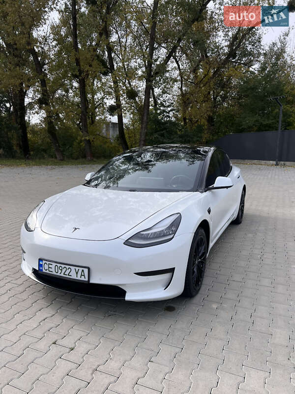 Седан Tesla Model 3 2019 в 