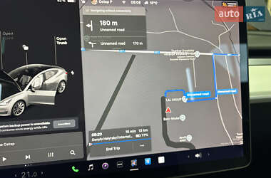 Седан Tesla Model 3 2018 в 