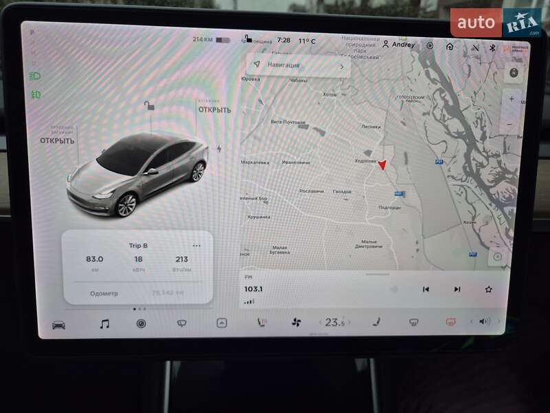Седан Tesla Model 3 2018 в Києві