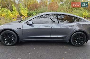Седан Tesla Model 3 2020 в Коломиї